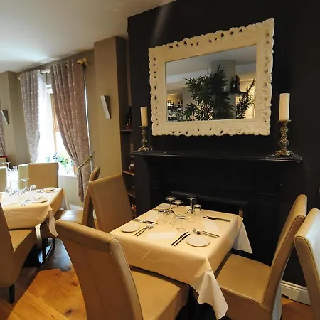 Ξενοδοχείο The Coach House Oranmore