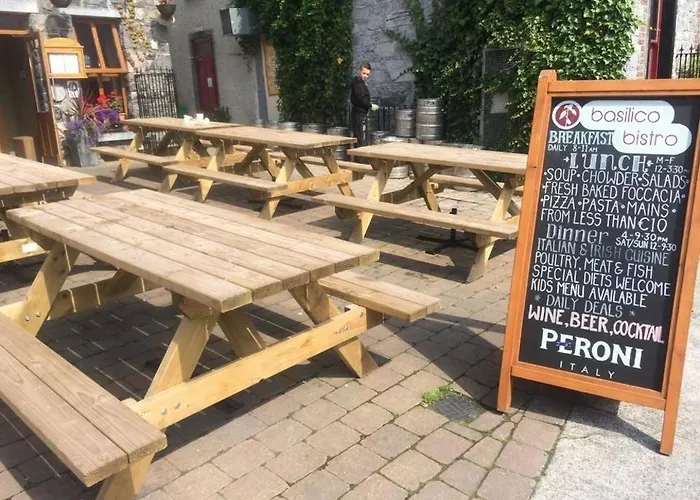 The Coach House Hotel