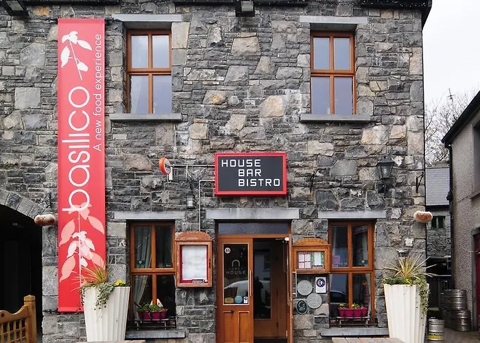 Hotel The Coach House 3*