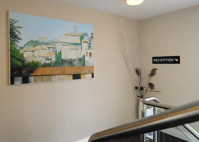 The Coach House Hotel 3*